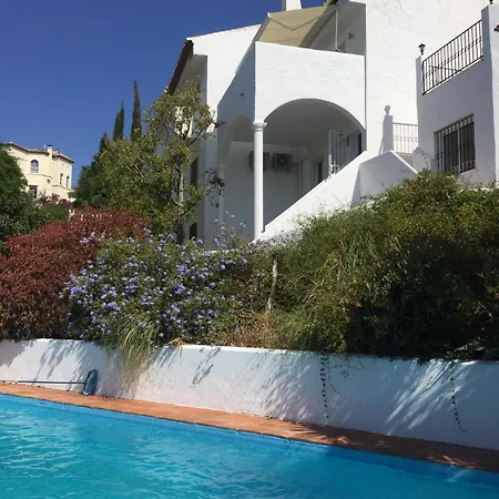 Island Deluxe , 2 Room, 100 Sqm, W-lan, 3 Terrace, 2 Bathroom * Estepona