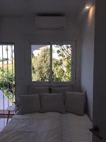 Island Deluxe , 2 Room, 100 Sqm, W-lan, 3 Terrace, 2 Bathroom 公寓 埃斯特波纳