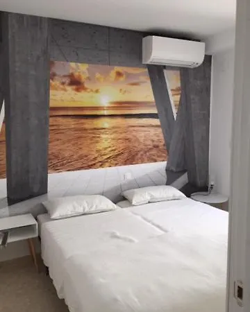 Island Deluxe , 2 Room, 100 Sqm, W-lan, 3 Terrace, 2 Bathroom Эстепона